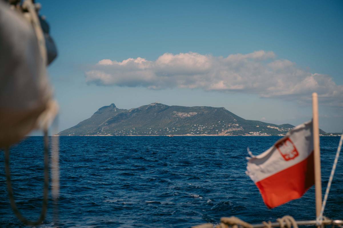 Periplo del Promontorio del Circeo in barca