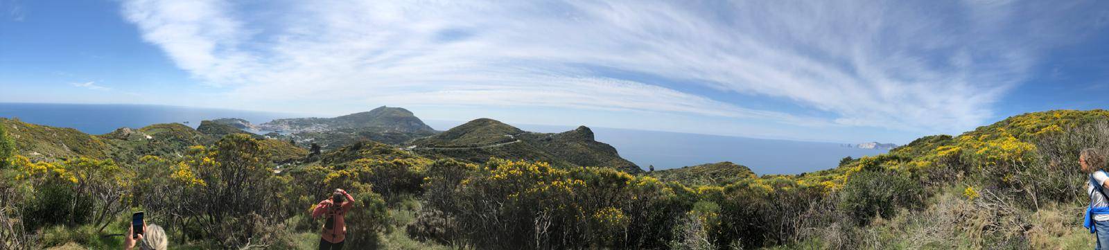 Le Passeggiate Poetiche a Ponza