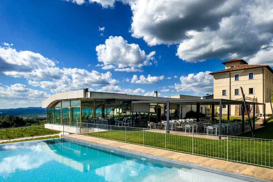 Storie di Vite con lo spettacolo Discorso Sul Mito e degustazione dei vini Cincinnato